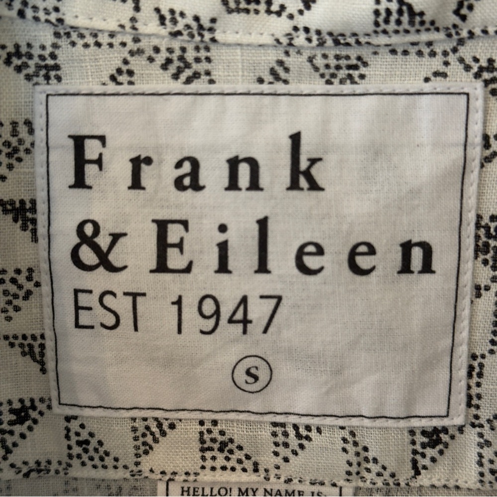 Frank & Eileen Black and White Geometric 
Relaxed Fit Eileen Linen Blouse - Picture 3 of 13